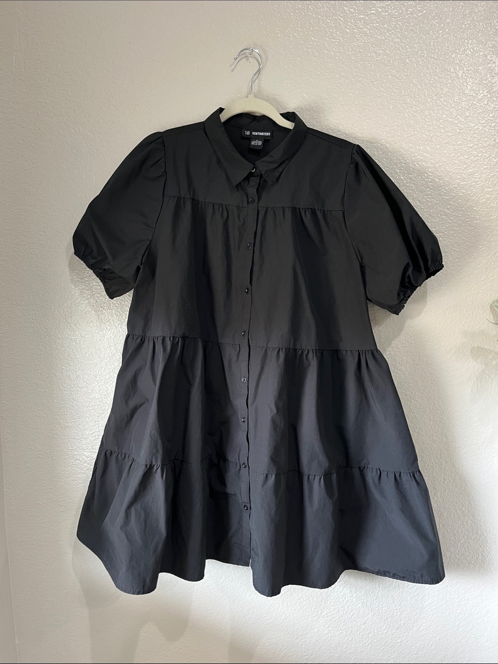 18 CENTIMETERS Tiered Button-Front Black Mini Dress Puff Sleeves Sz XL TC0186